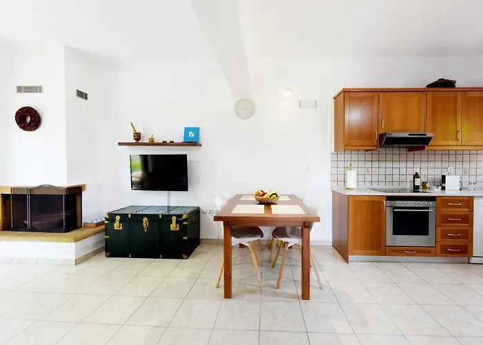 Athina's In Olive Grove Apartamento *