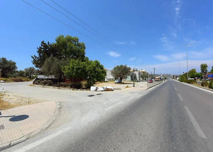 Athina's In Olive Grove Apartamento