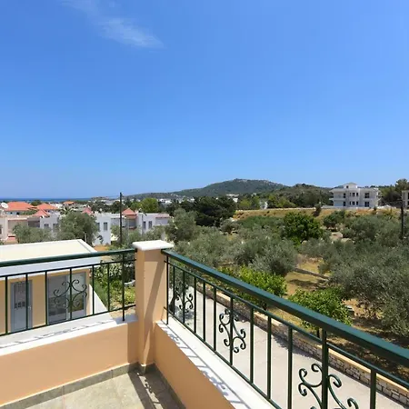 Διαμέρισμα Athina's In Olive Grove *